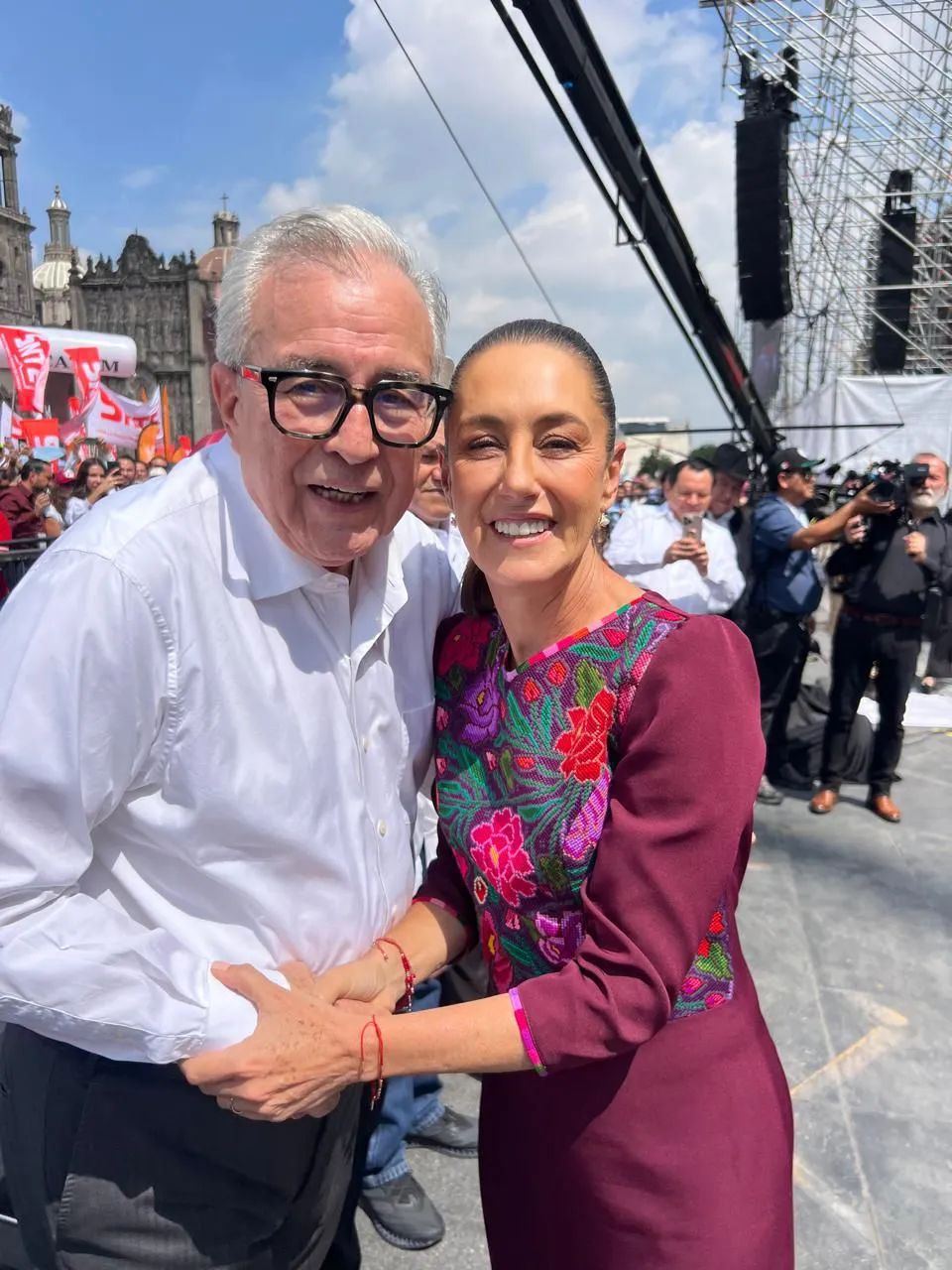 557943327_122136845474898185_4307936560433445785_n