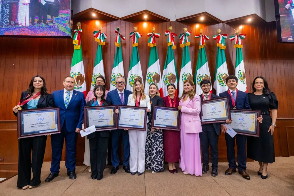 WhatsApp Image 2025-10-01 at 7.09.19 PM