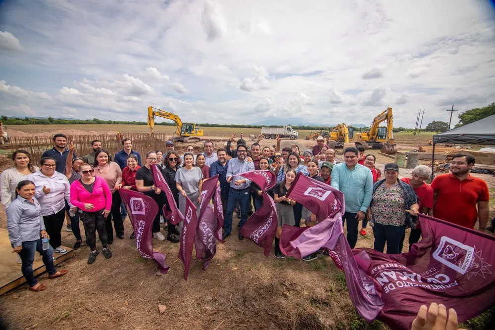 558140283_122137294562898185_541475570959692364_n