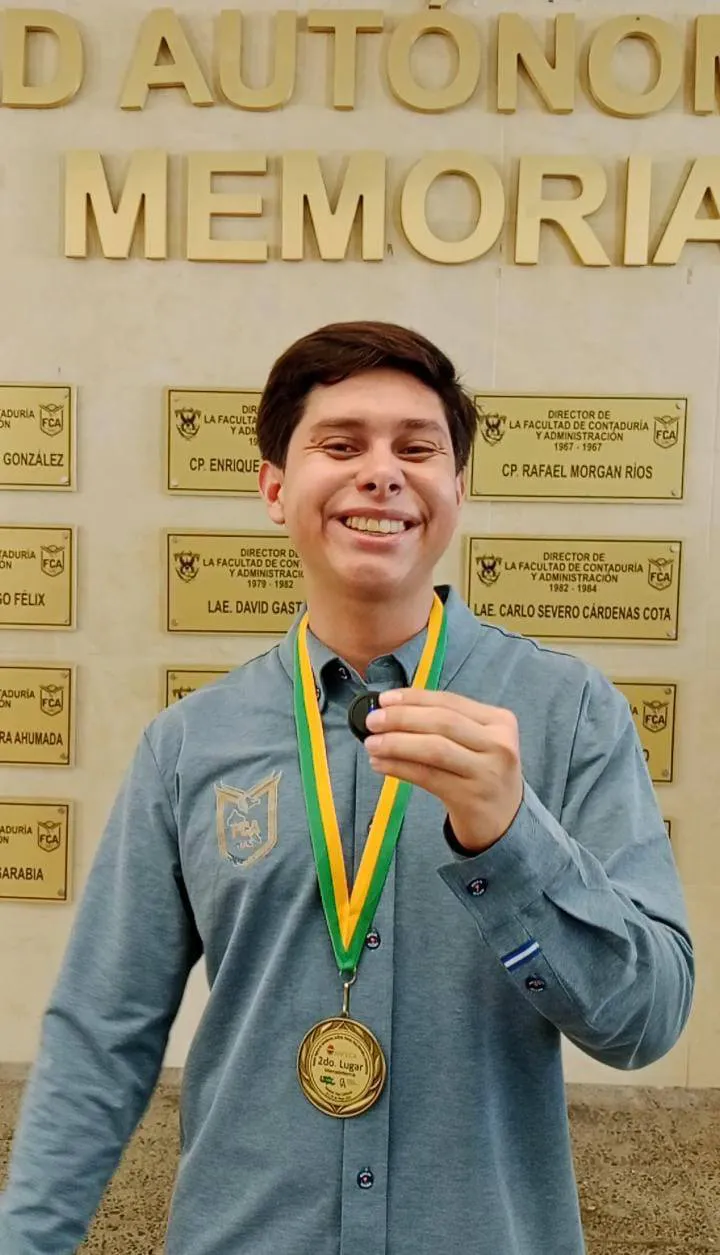 557689497_122137296356898185_5098367095315648629_n